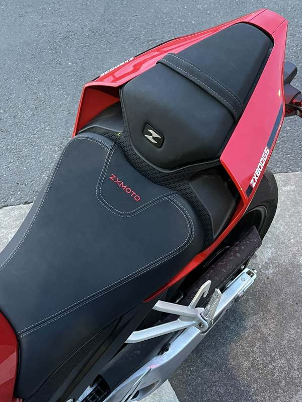 二手张雪机车820RR