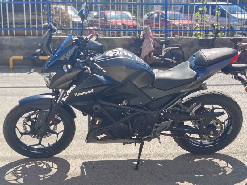 二手川崎Z 250 ABS