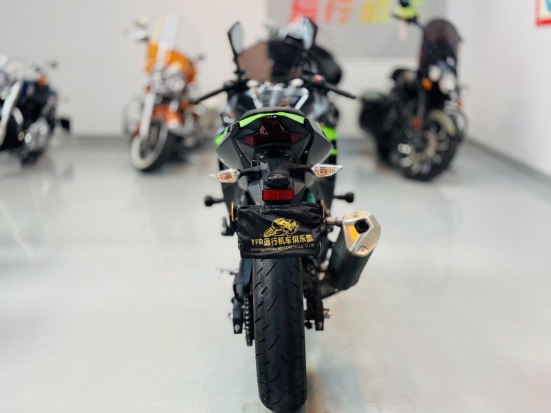 二手川崎Ninja 400