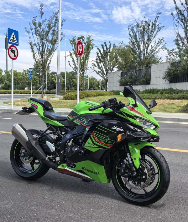 二手川崎ZX-4R