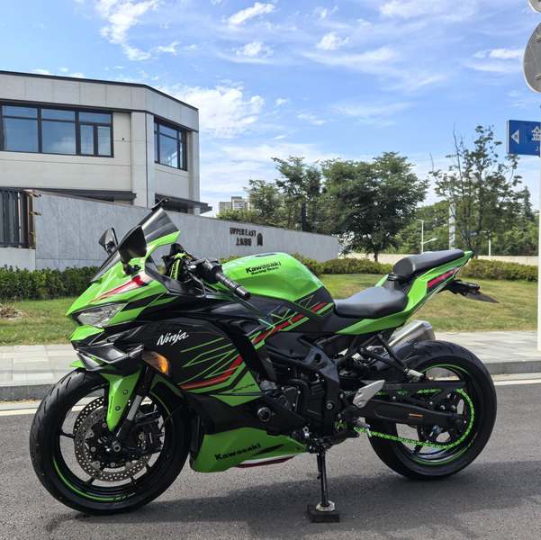 二手川崎ZX-4R