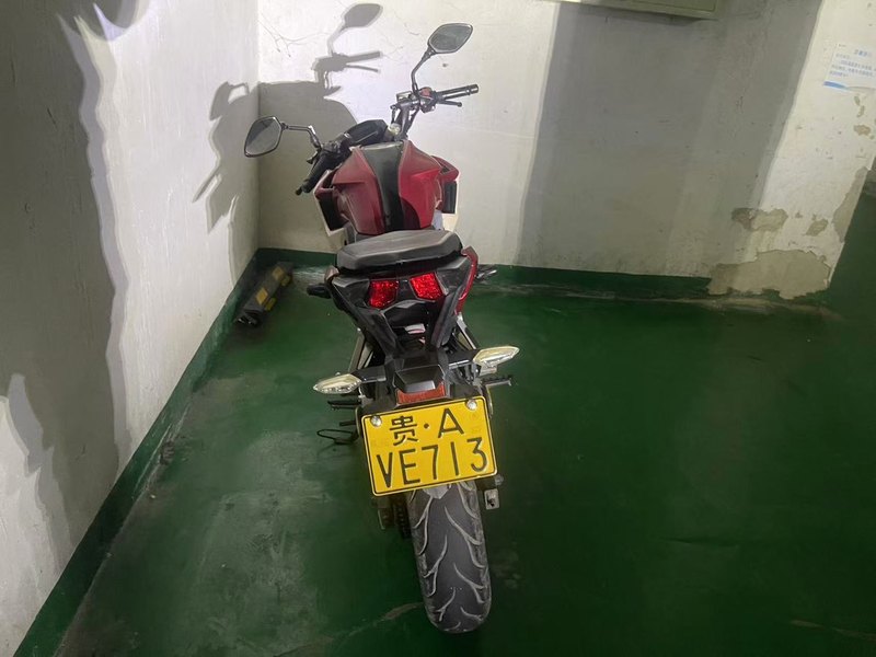 二手五羊本田CB190R 暴锋眼