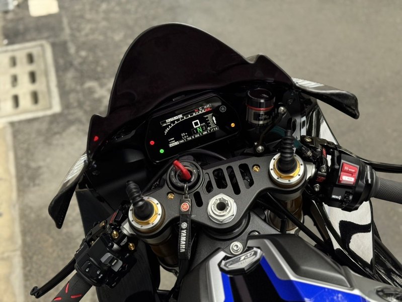 二手雅马哈YZF-R1
