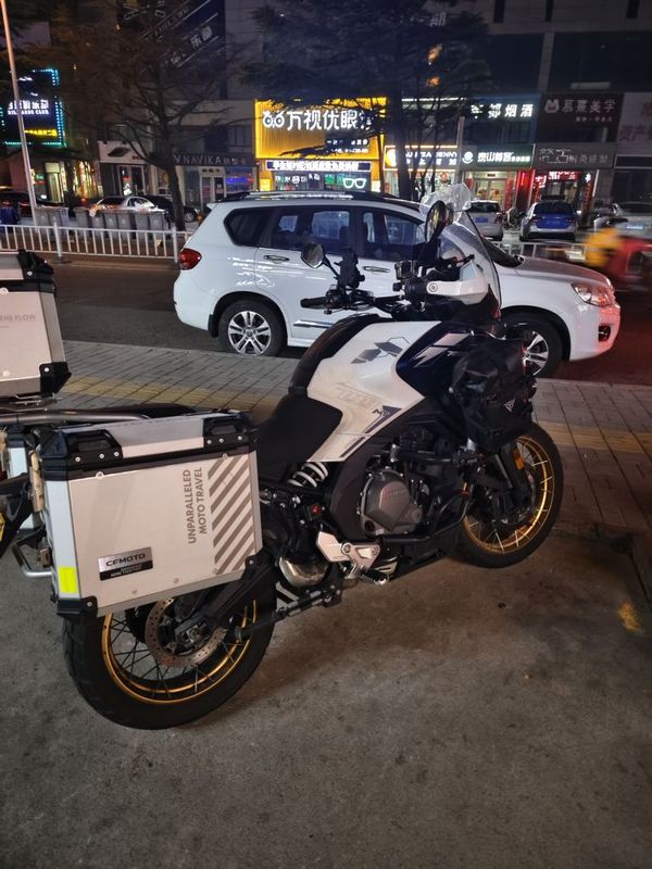 二手春风700MT