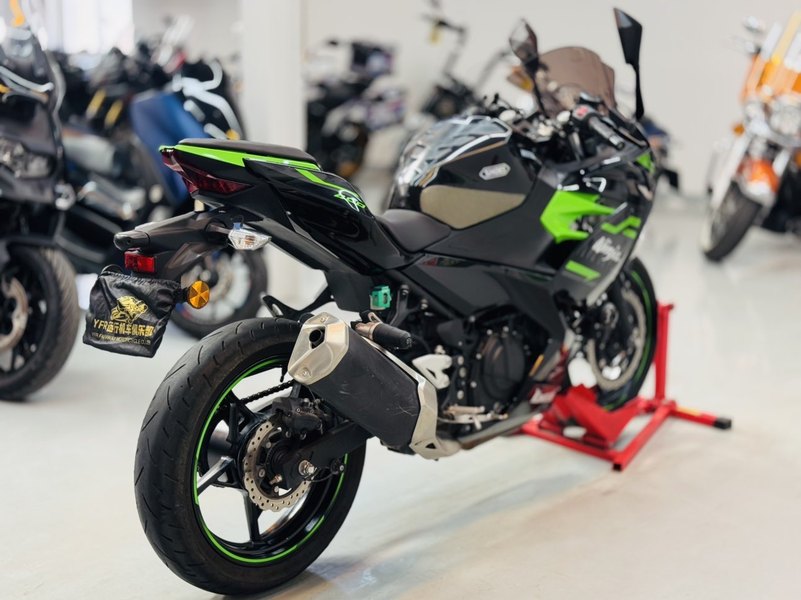 二手川崎Ninja 400