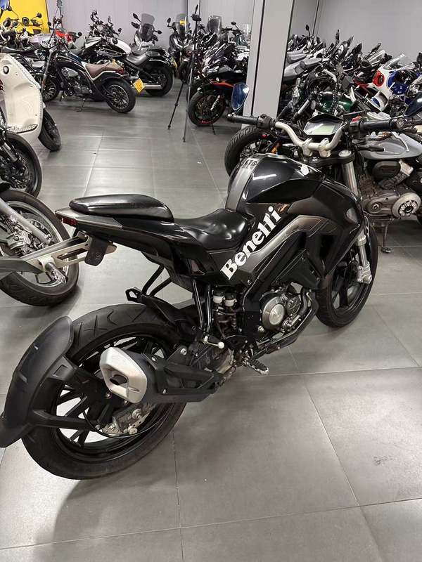 二手贝纳利小迅龙 BN150S