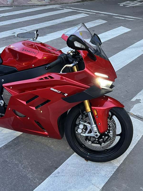二手张雪机车820RR