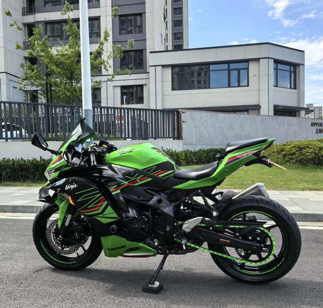 二手川崎ZX-4R