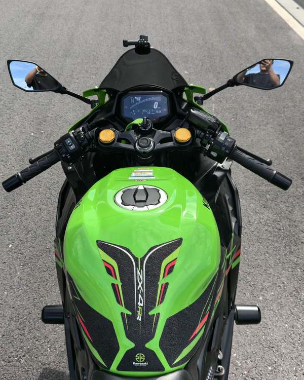 二手川崎ZX-4R