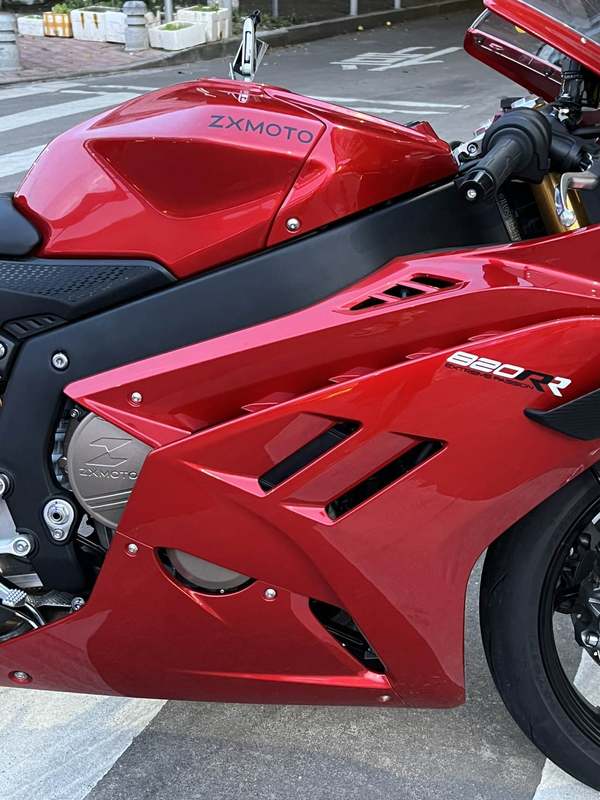 二手张雪机车820RR