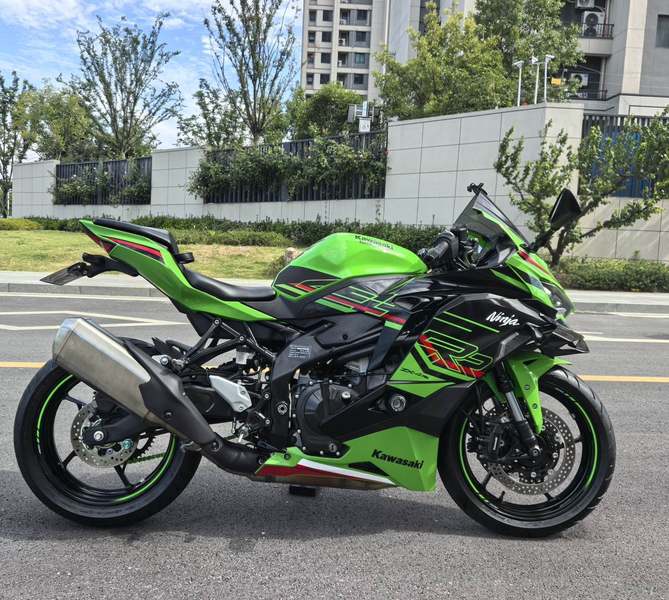 二手川崎ZX-4R