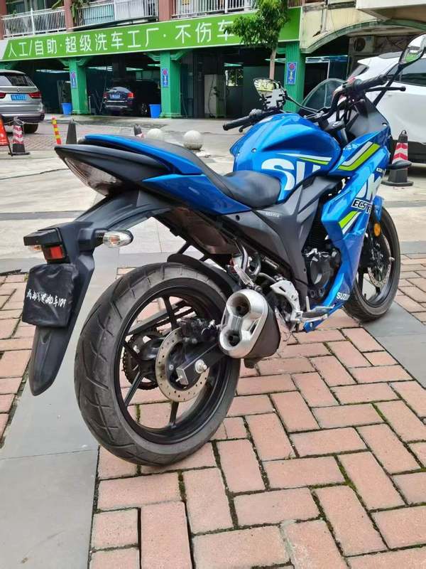 二手济南铃木极客飒 Gixxer 155