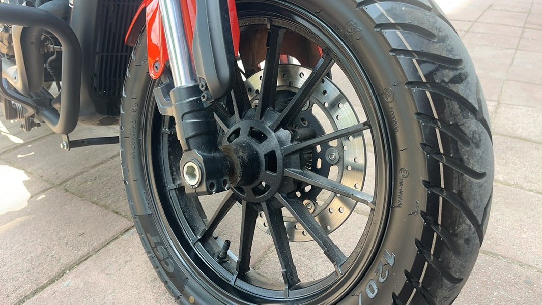 二手QJMOTOR闪300