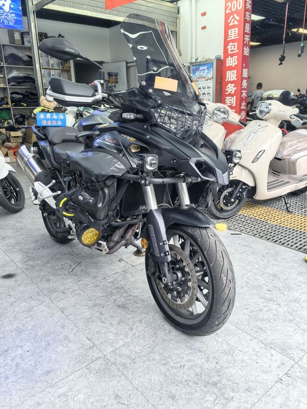 二手贝纳利TRK552