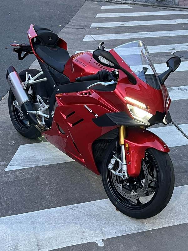 二手张雪机车820RR