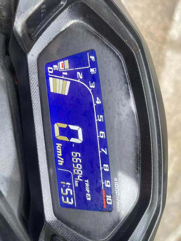 二手五羊本田CB190R 暴锋眼