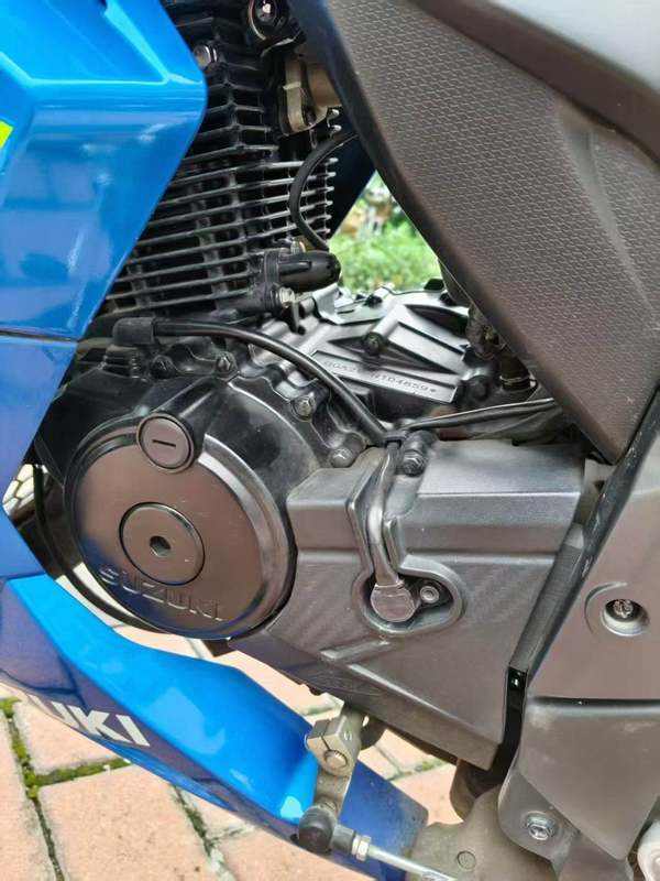 二手济南铃木极客飒 Gixxer 155
