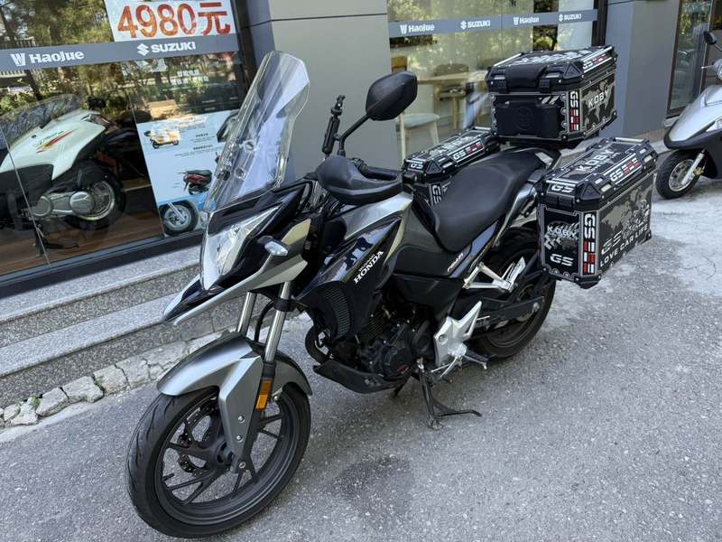 二手五羊本田猛鸷 CB190X
