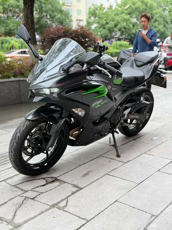 二手川崎Ninja 500
