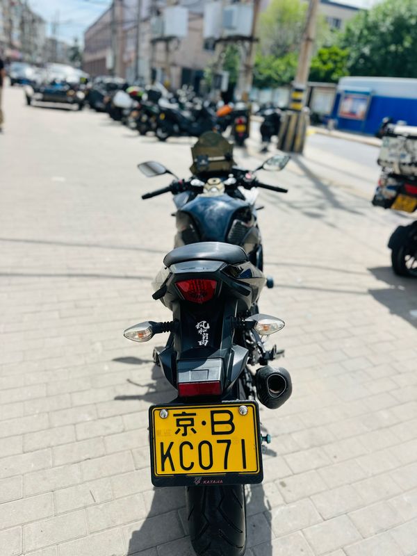 二手豪爵铃木GSX250R