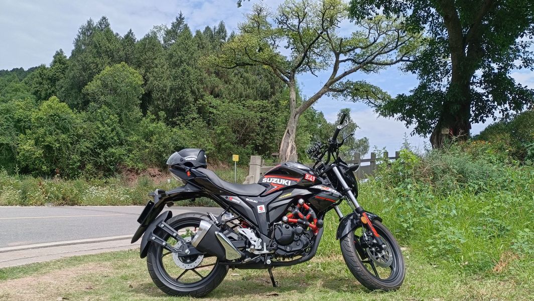 二手济南铃木极客飒 Gixxer 155 NK