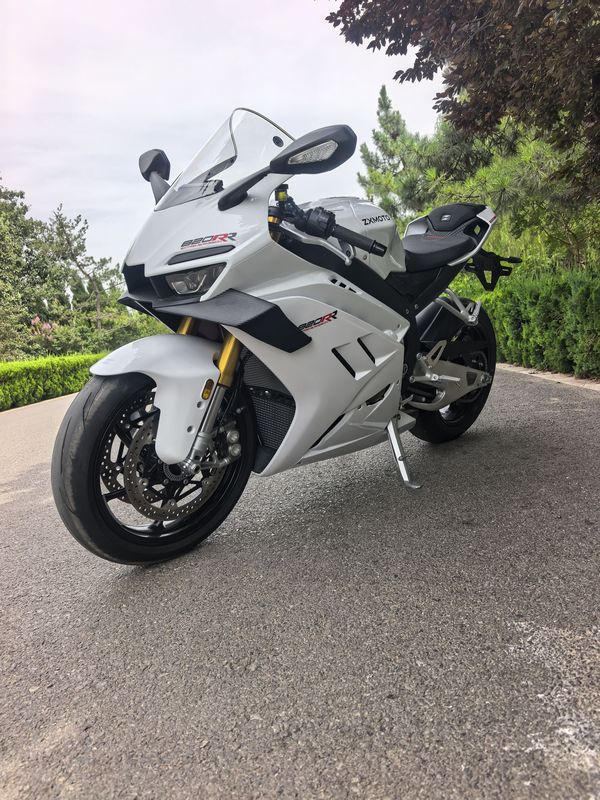 二手张雪机车820RR