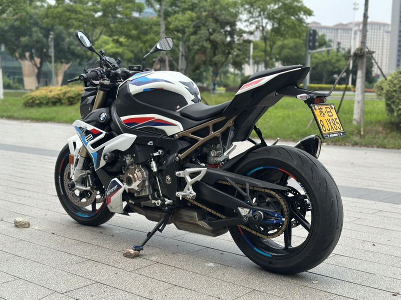 二手宝马S 1000 R