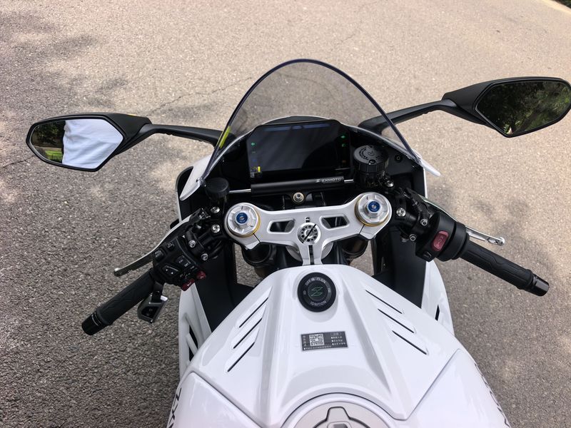 二手张雪机车820RR
