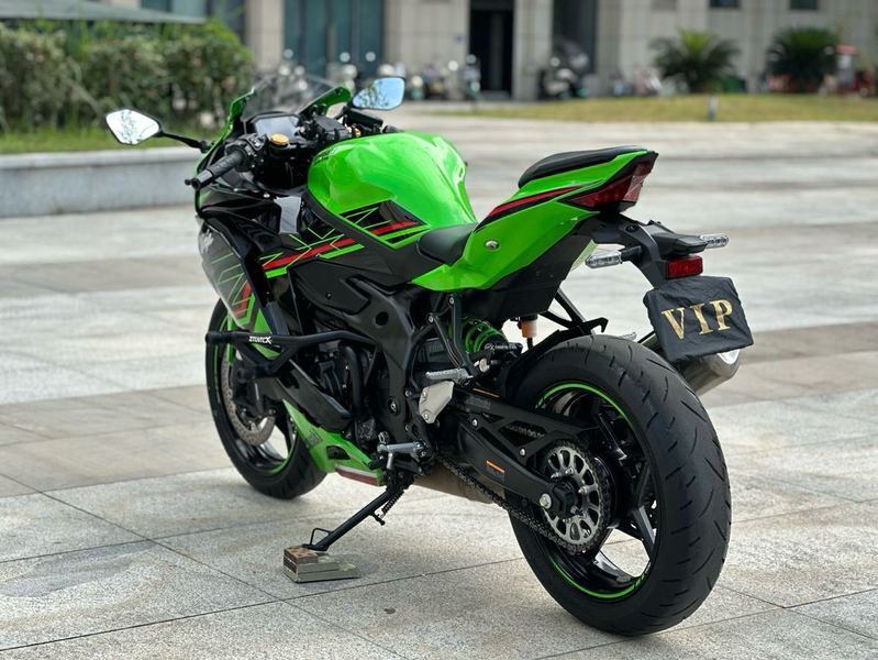 二手川崎ZX-4R