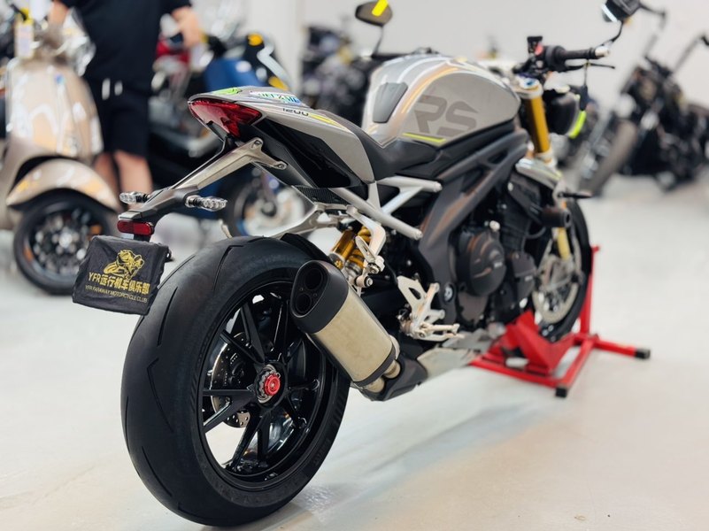 二手凯旋Speed Triple 1200