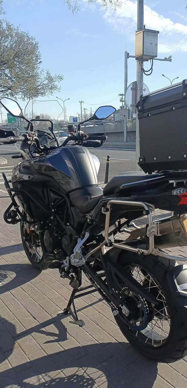 二手贝纳利金鹏 TRK502
