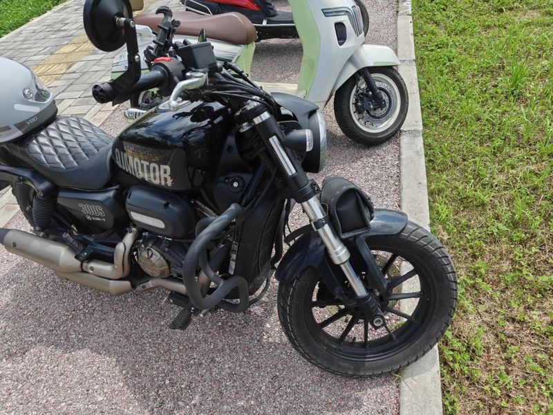 二手QJMOTOR闪300