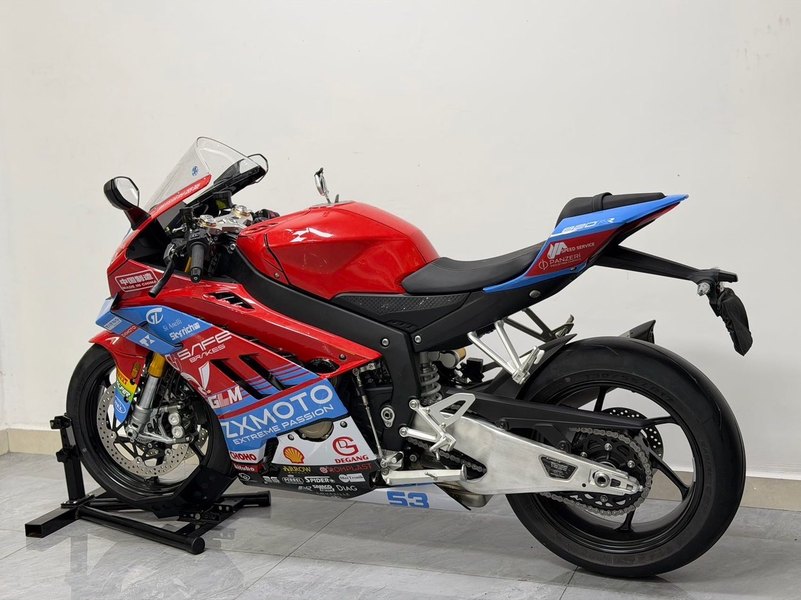 二手张雪机车820RR