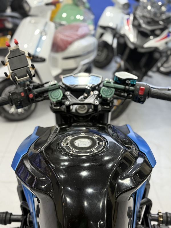 二手春风400NK
