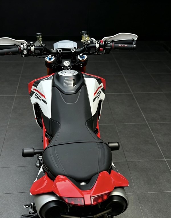二手杜卡迪Hypermotard 950