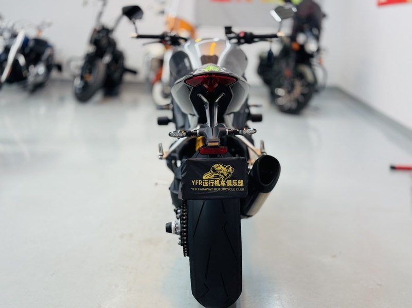 二手凯旋Speed Triple 1200