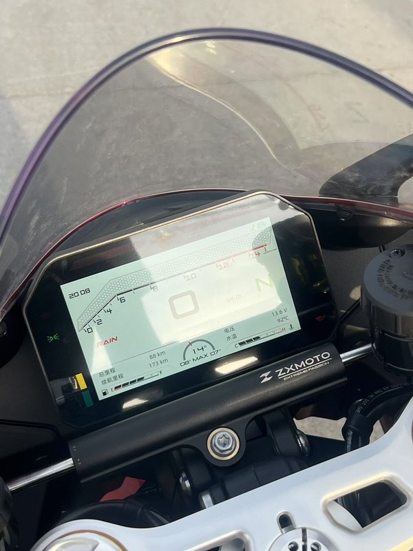 二手张雪机车820RR