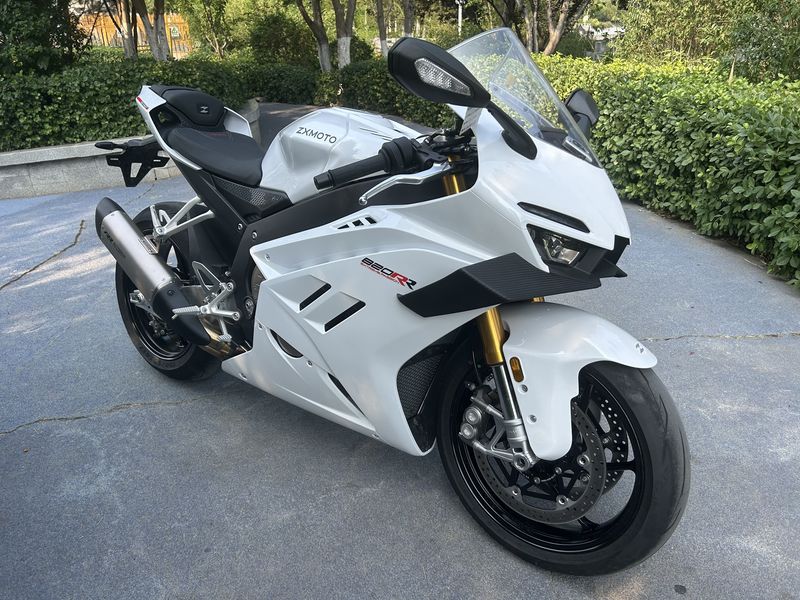 二手张雪机车820RR