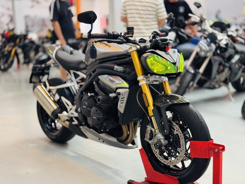 二手凯旋Speed Triple 1200