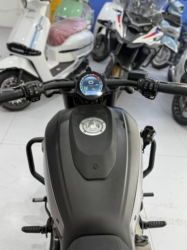 二手QJMOTOR闪600