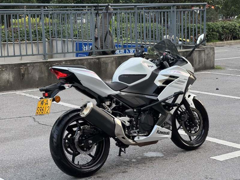 二手川崎Ninja 400
