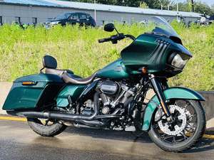 二手哈雷戴维森公路滑翔 Road Glide