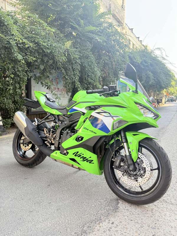 二手川崎ZX-4R