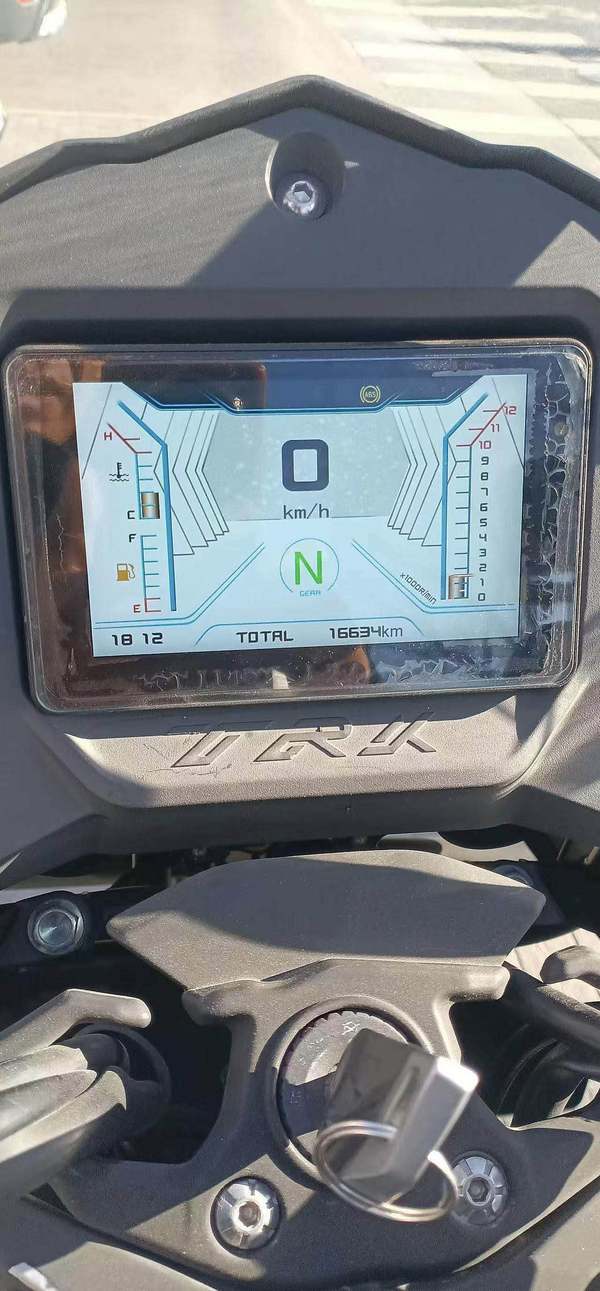 二手贝纳利金鹏 TRK502