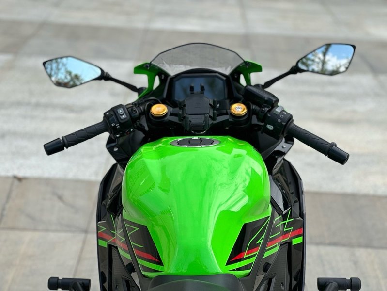 二手川崎ZX-4R