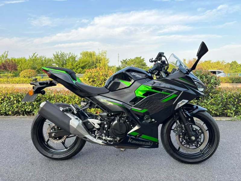 二手川崎Ninja 400