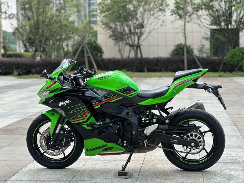 二手川崎ZX-4R