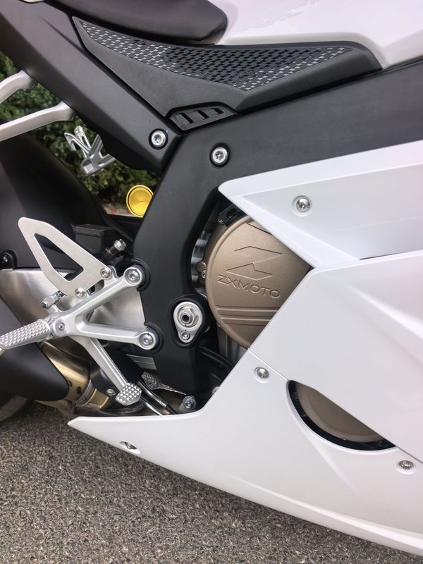 二手张雪机车820RR