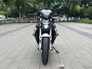 二手宝马S 1000 R