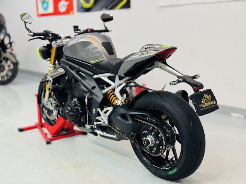 二手凯旋Speed Triple 1200